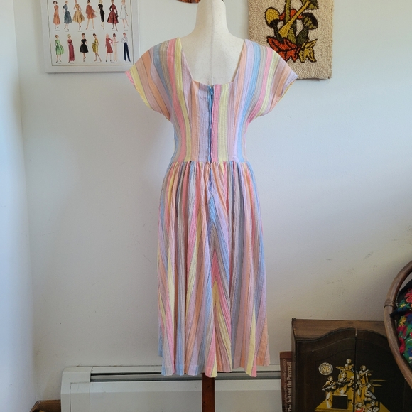 80s Vintage Pastel Rainbow Dress - Picture 5 of 6